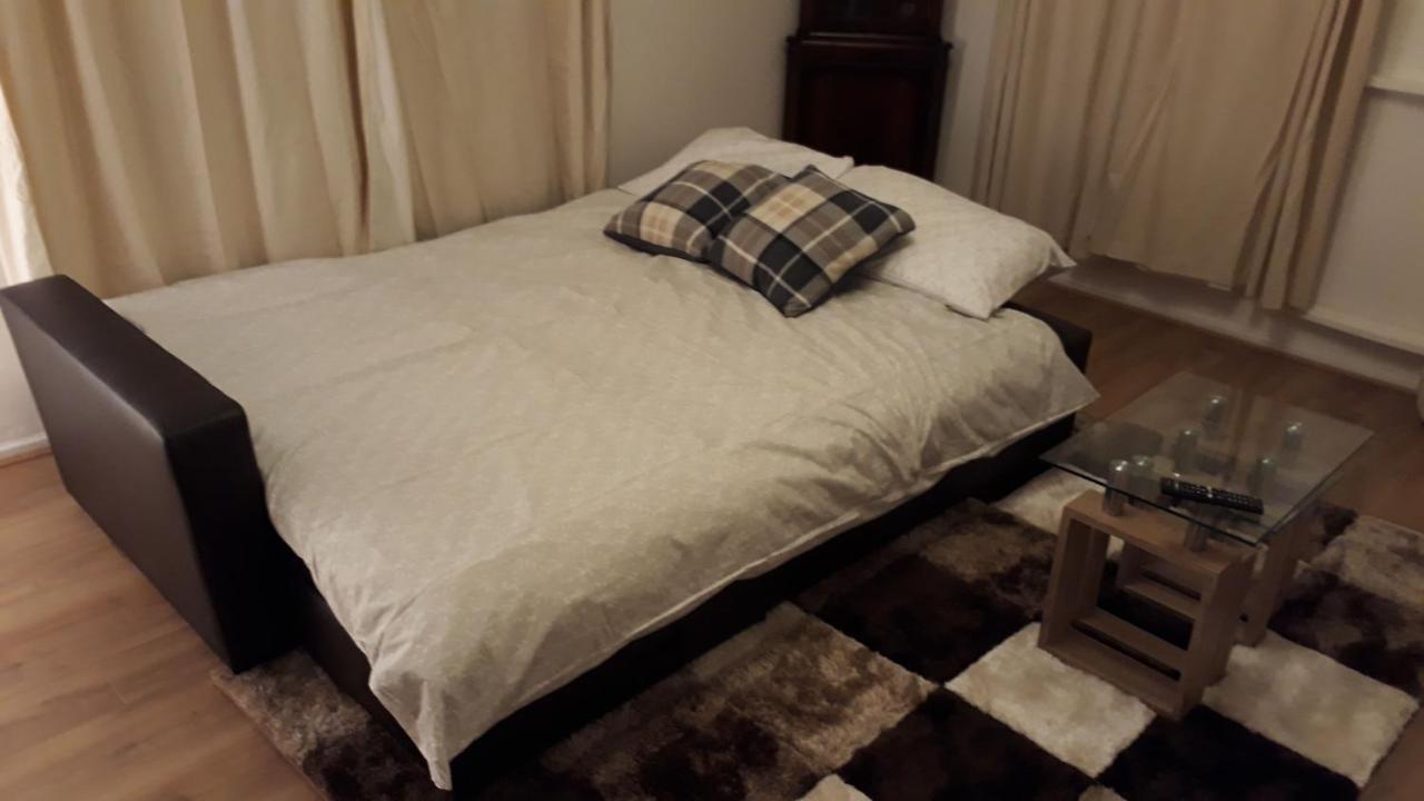 Heronsgate Gh007 ロンドン エクステリア 写真